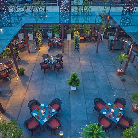 The Raviz Calicut Hotel Buitenkant foto