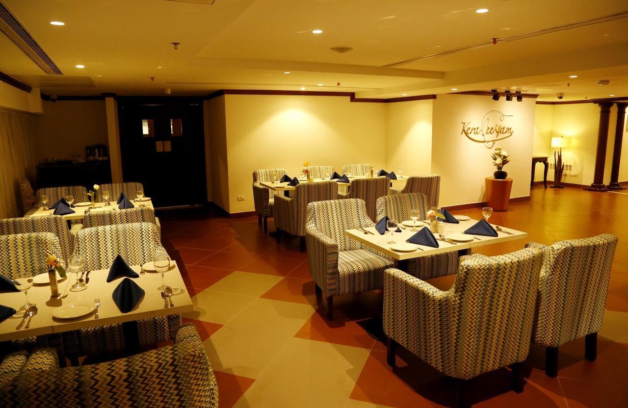 The Raviz Calicut Hotel Buitenkant foto
