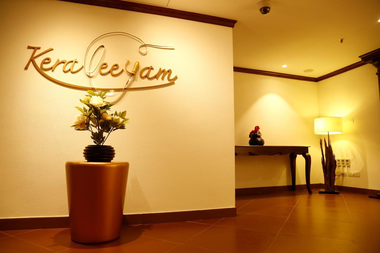 The Raviz Calicut Hotel Buitenkant foto