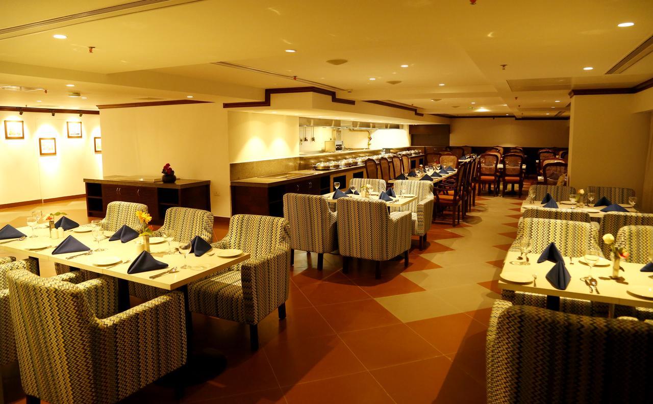 The Raviz Calicut Hotel Buitenkant foto